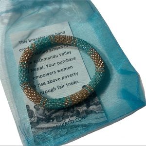 5 for 20 Sashkaco turquoise light blue & gold beaded bracelet